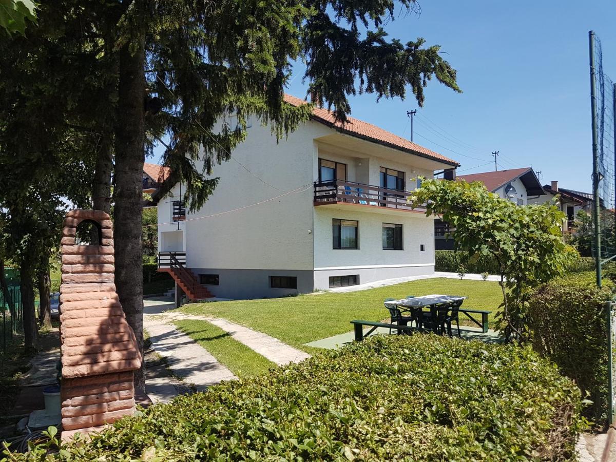 Dass Apartmani Banja Luka Ngoại thất bức ảnh