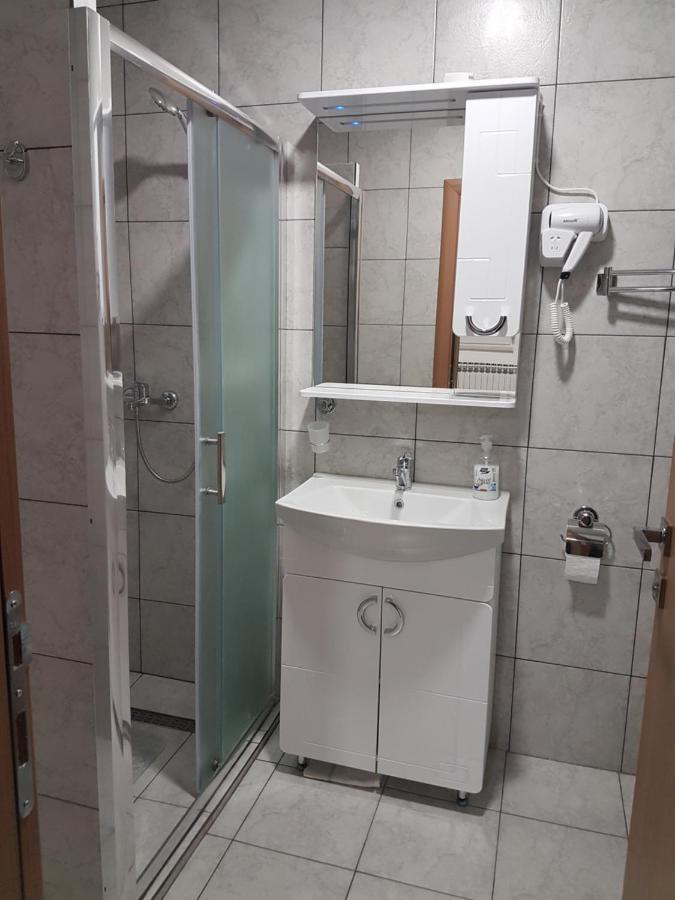 Dass Apartmani Banja Luka Ngoại thất bức ảnh