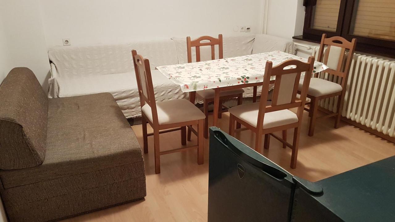 Dass Apartmani Banja Luka Ngoại thất bức ảnh