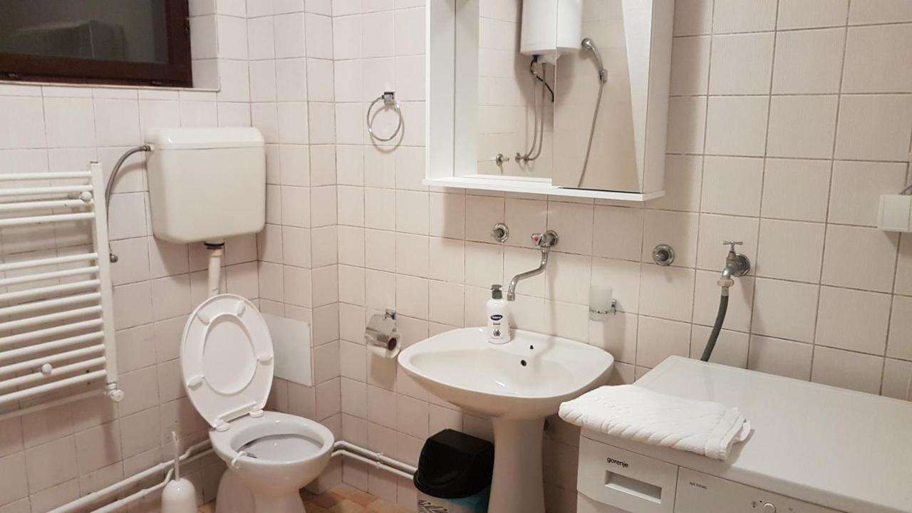 Dass Apartmani Banja Luka Ngoại thất bức ảnh